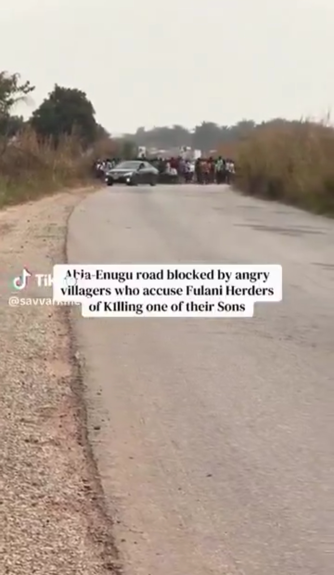 Chaos Along Abia-Enugu Highway: Angry Villagers Block Road Following Fresh Bandit Attack