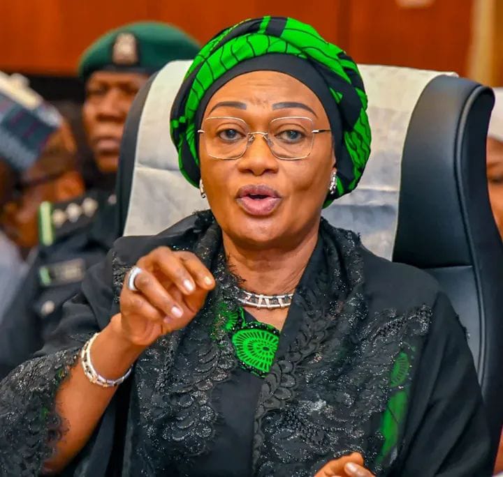 LEARN CONTENTMENT, DON'T BE BEGGARLY": FIRST LADY REMI TINUBU URGES NIGERIAN YOUTHS TO SHUN SHORTCUTS AND EMBRACE HARD WORK