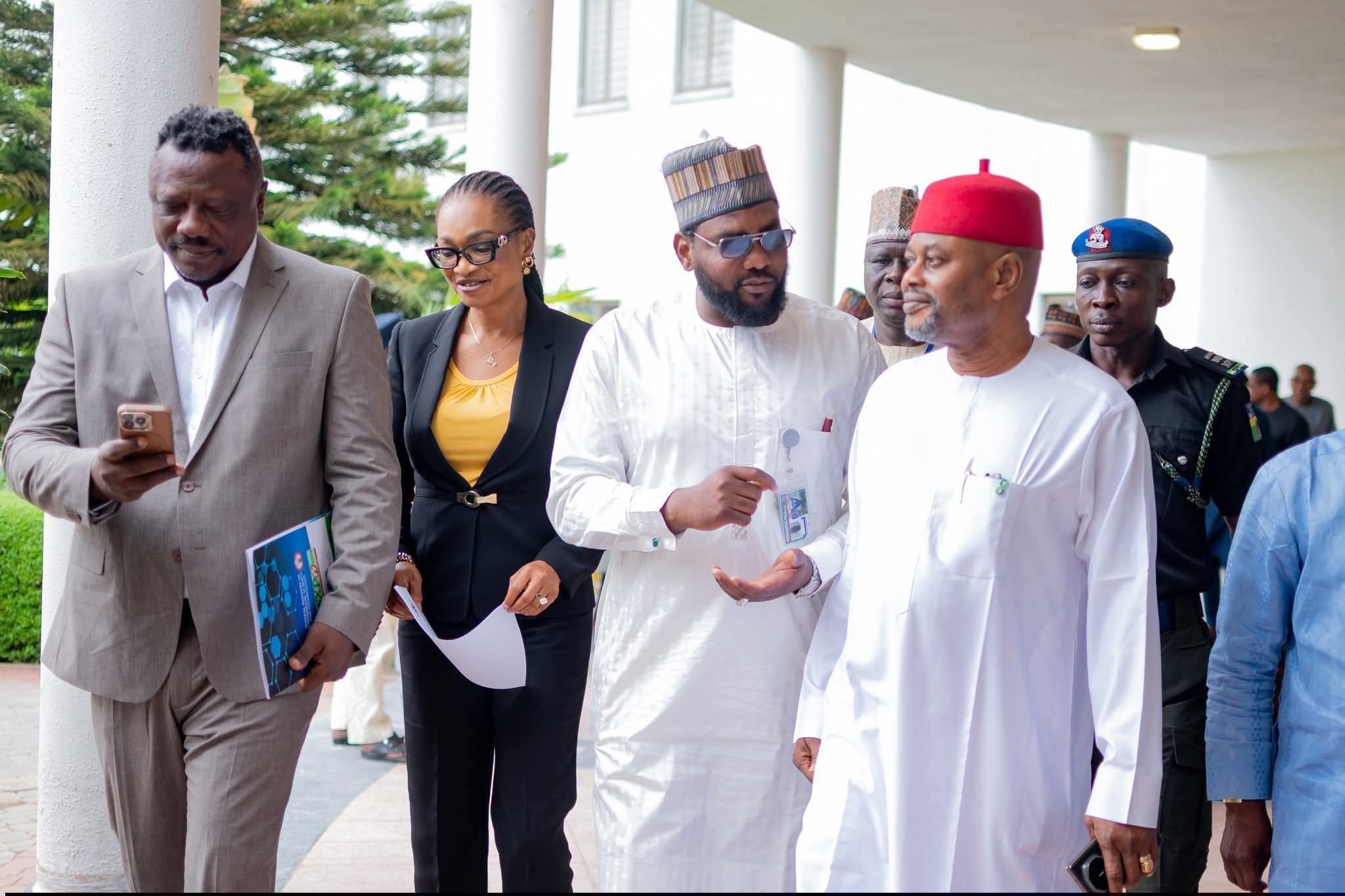 FEDERAL GOVERNMENT SET TO COMMISSION BAREFOOT RENEWABLE ENERGY COLLEGE IN KOGI AS CRITICS FAULT GOVERNOR PETER MBAH OVER MISSED ENERGY OPPORTUNITIES IN ENUGU
