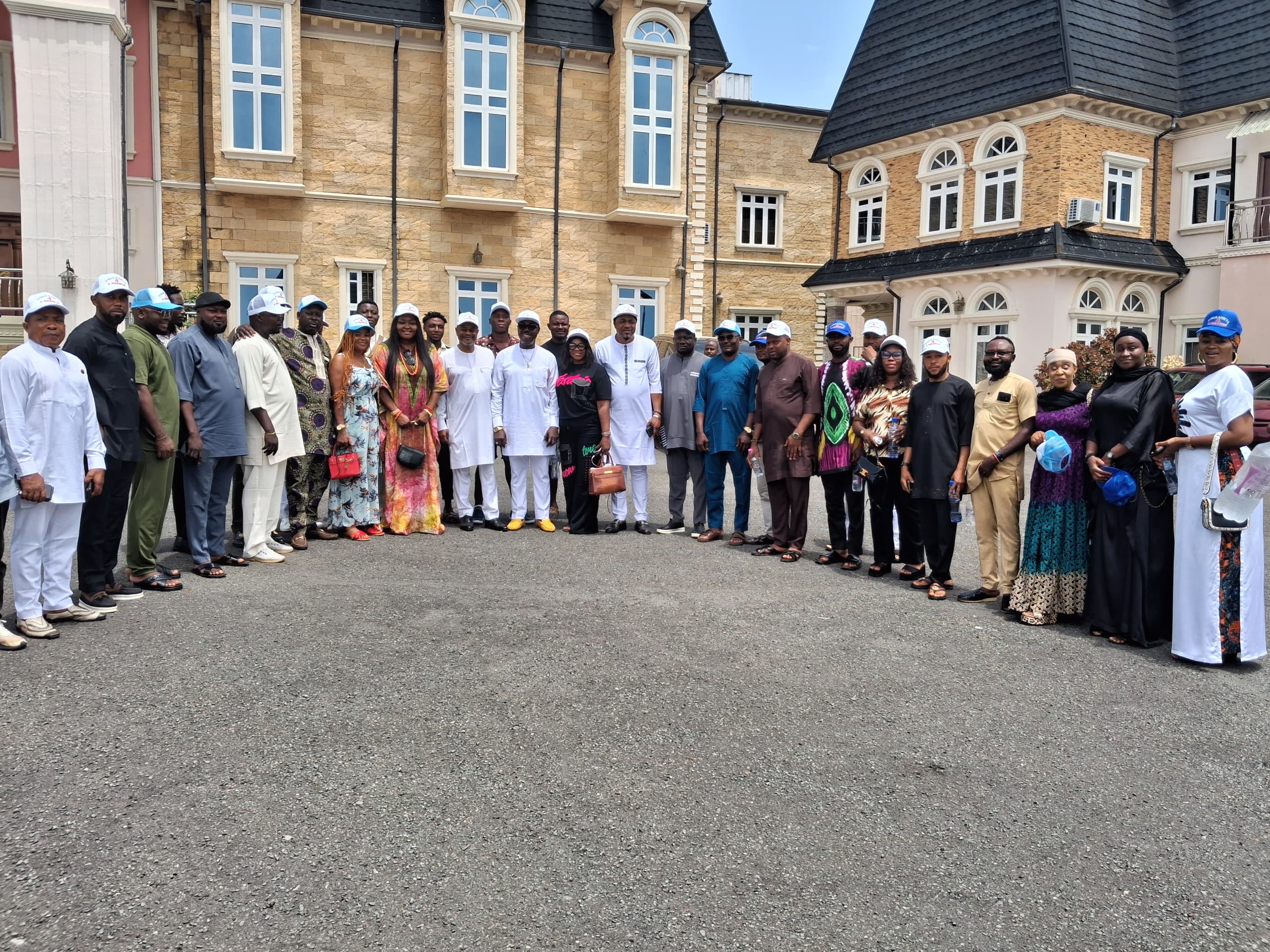 Rt. Hon. Jonathan Chukwuma Leads Condolence Visit to Chief Uche Geoffrey Nnaji in Akpugo