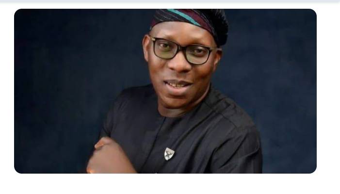 Osun Central Senator Olubiyi Fadeyi Defects from APC, Returns to PDP Over 2027 Ticket Dispute
