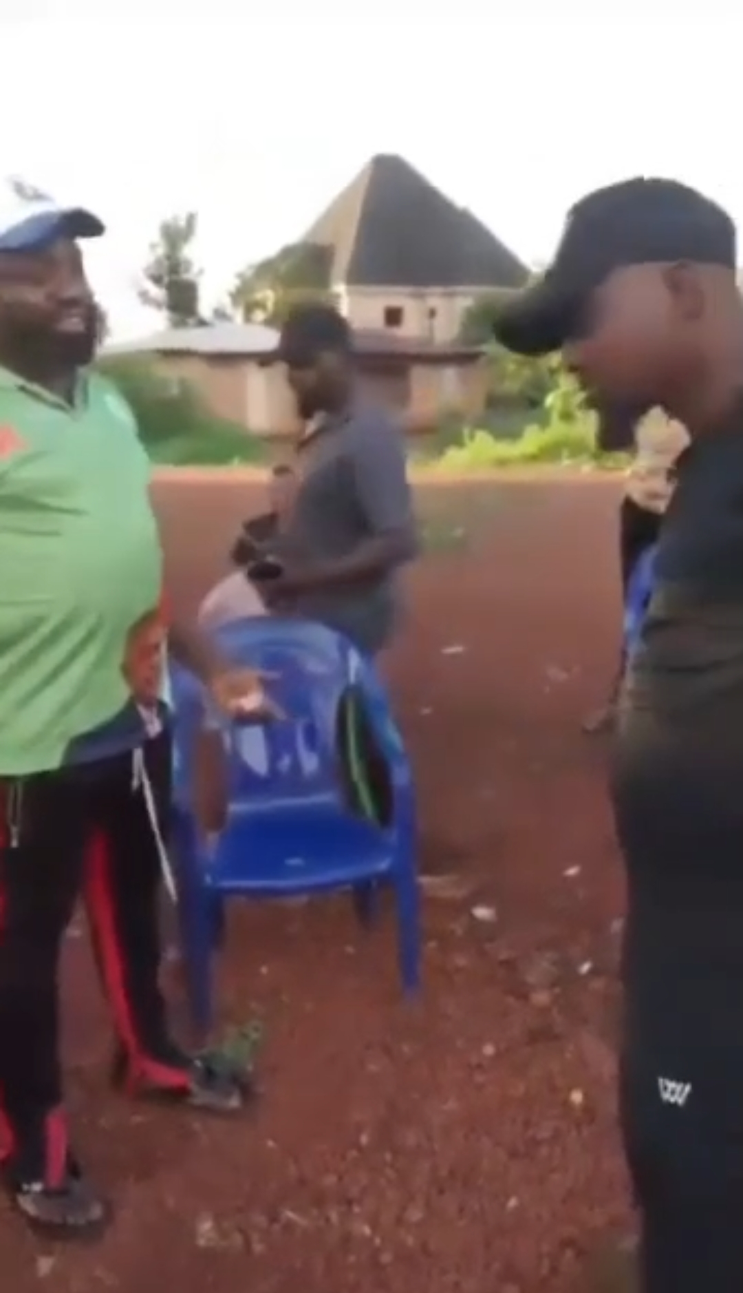 Tensions Flare In Enugu North As Angry Residents Confront APC Campaigner Over Dilapidated Roads And Schools