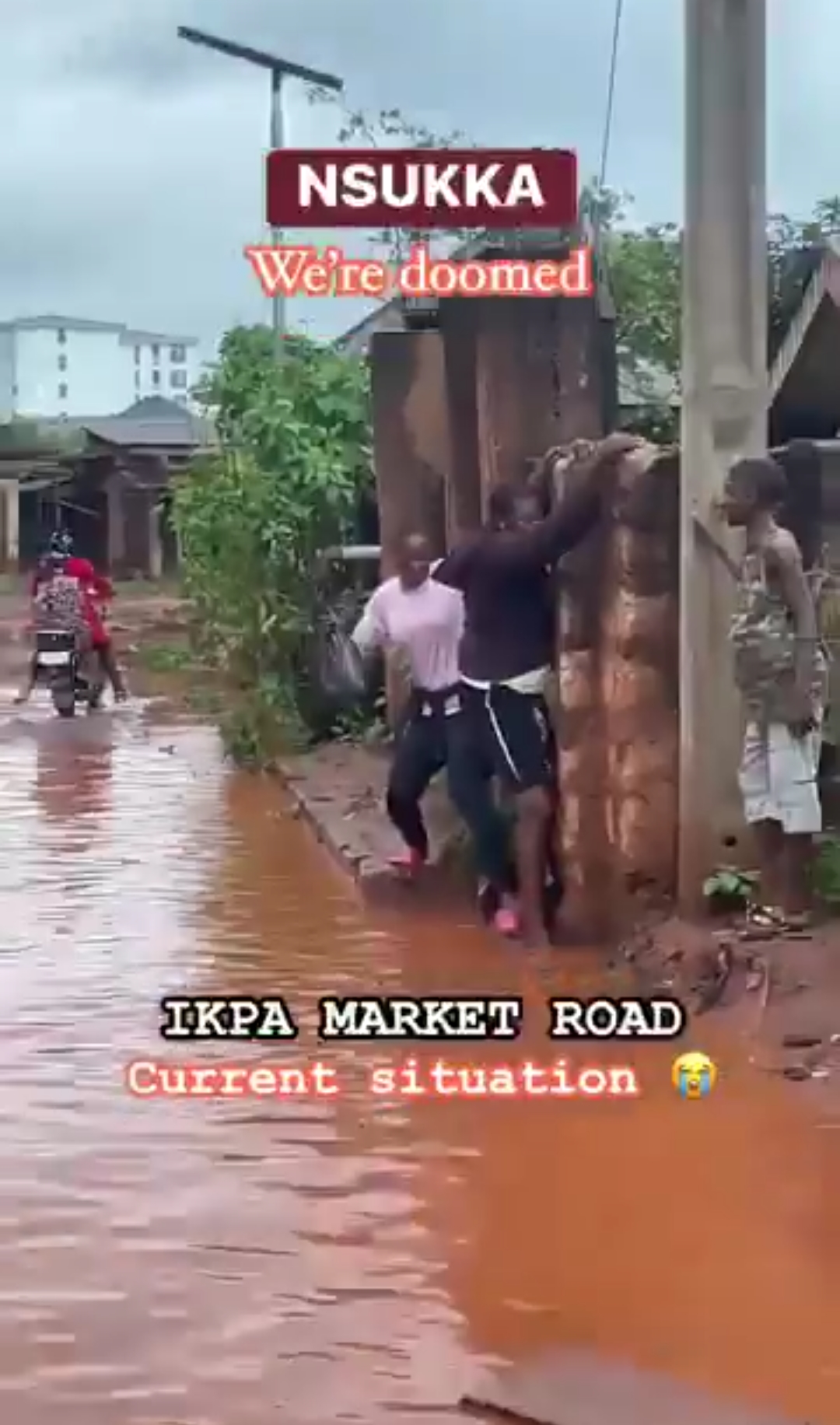"RELEASE KELWIZZY NOW": NSUKKA RESIDENTS CONDEMN POLICE ARREST OF ACTIVIST EXPOSING DEPLORABLE ROADS