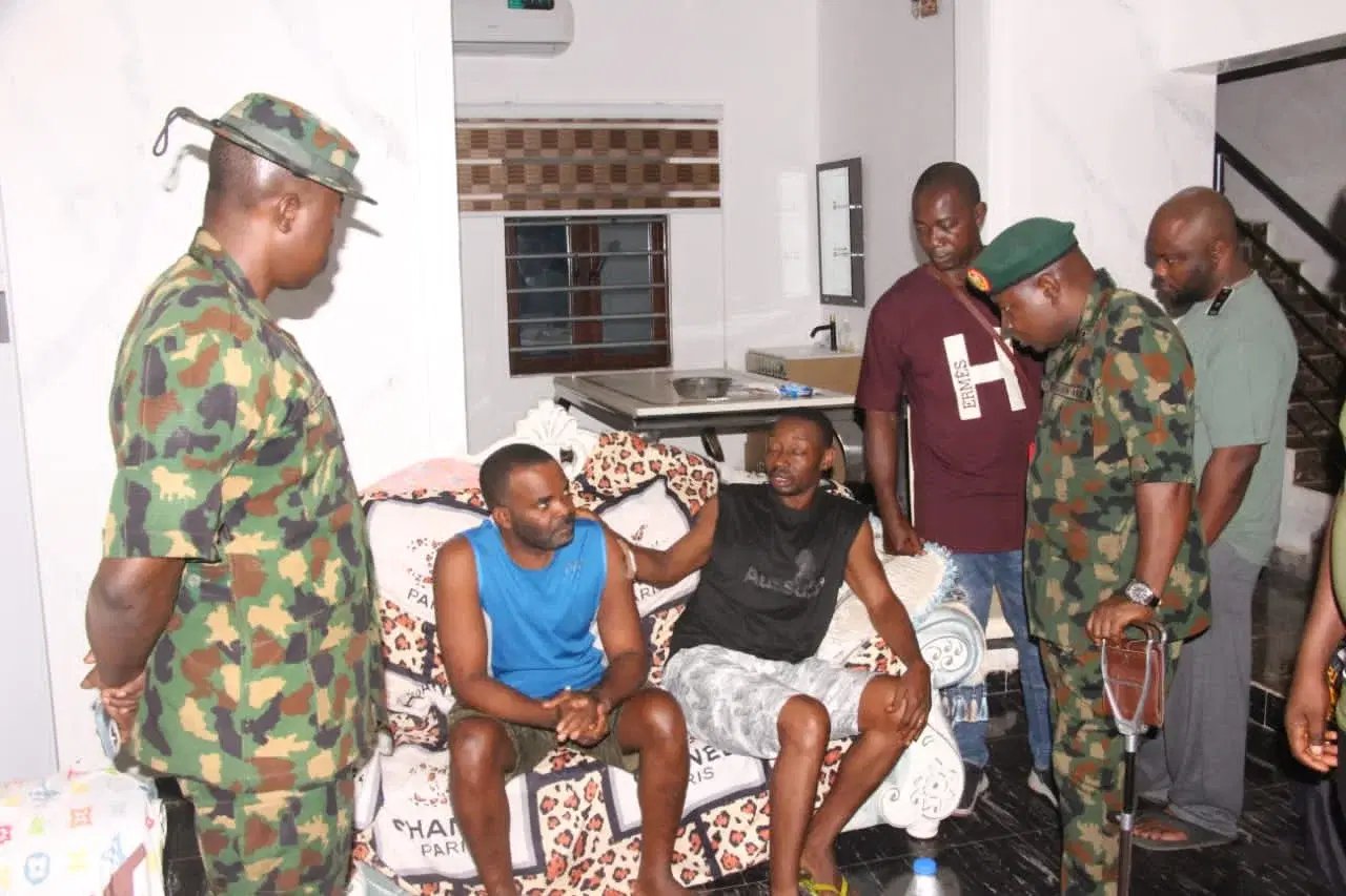 MILITARY TROOPS RESCUE ABDUCTED LIEUTENANT COLONEL AND CIVILIAN AFTER 10-DAY MANHUNT IN ENUGU